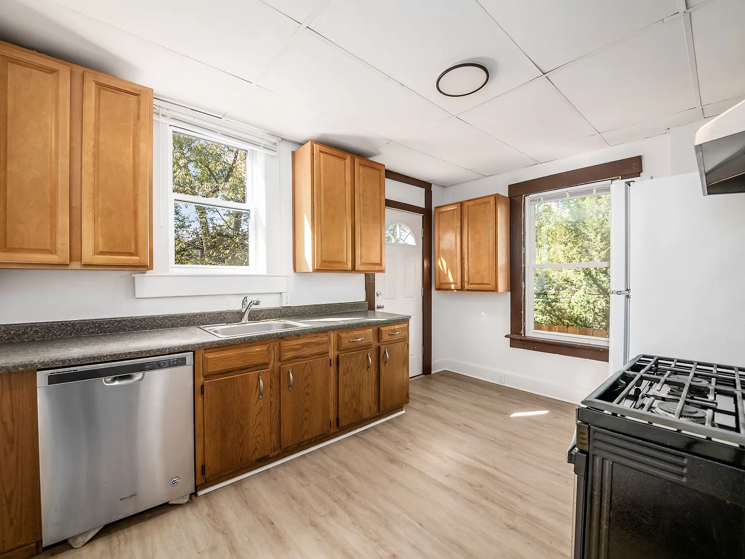 3 bed, 1546 sqft, $1,825 — Photo 3