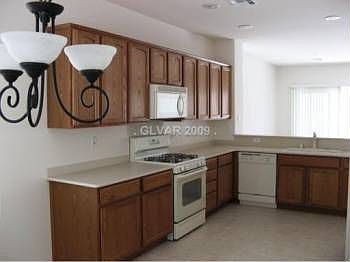 3rd image of 2427 Eagle Harbor Dr