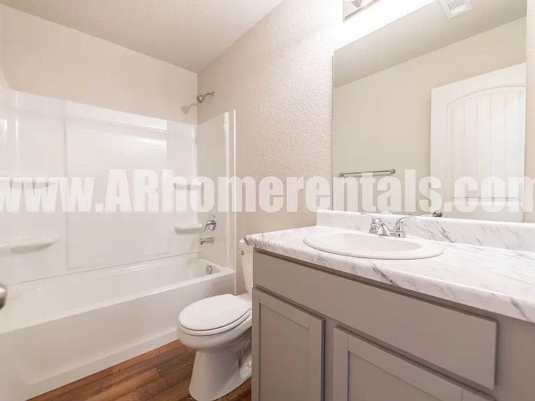 1175 Gallery Dr — Photo 10
