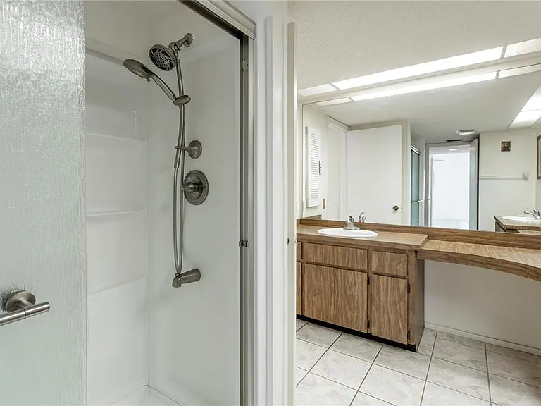 3840 Staysail Ln #3840 — Photo 22