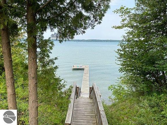 3rd image of 5807 NW Torch Lake Dr