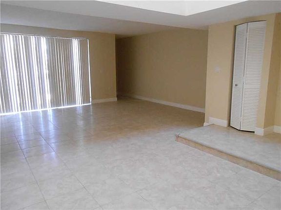 2nd image of 316 Poinciana Island Dr