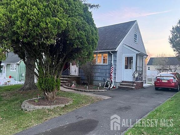2nd image of 263 Richmond Ave #265