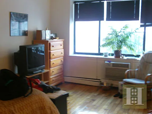 Rented by Halstead Real Estate | media 16