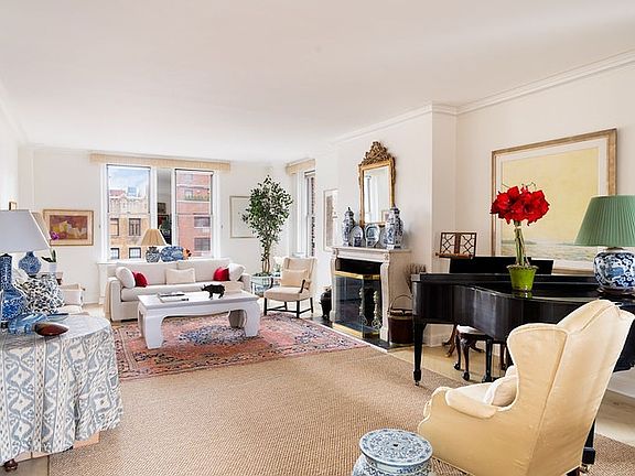 2nd image of 784 Park Ave #15A