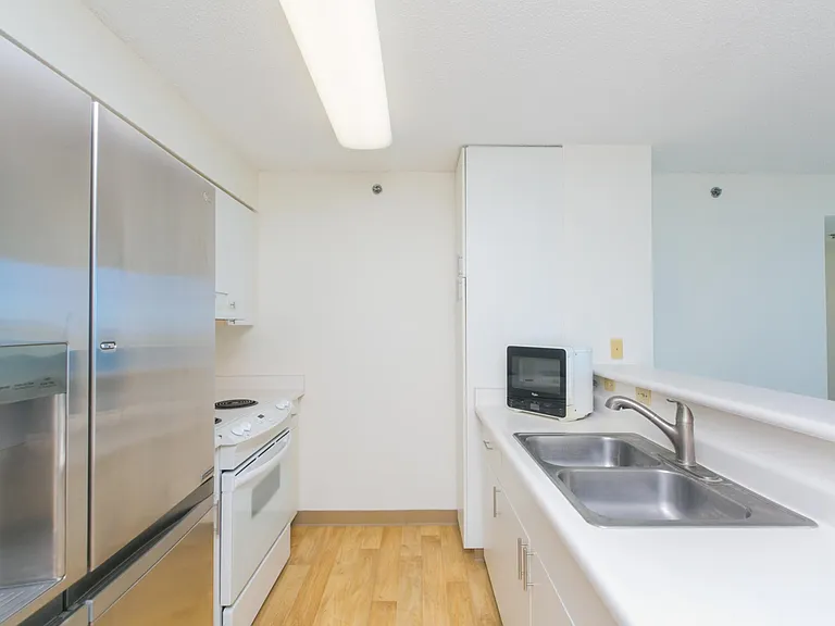 215 N King St #1803 — Photo 7