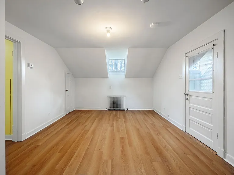 3503 Seminary Ave — Photo 7