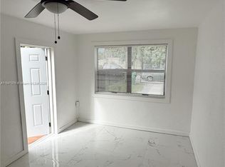 460 NW 109th St, Miami, FL 33168