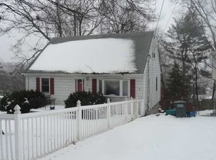 85 Pleasantview Ave, Bridgeport, CT 06606