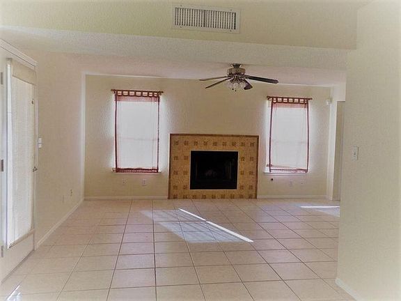 4th image of 7608 Plaza Taurina Dr