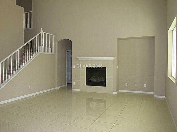 5th image of 9281 Black Wolf Ave