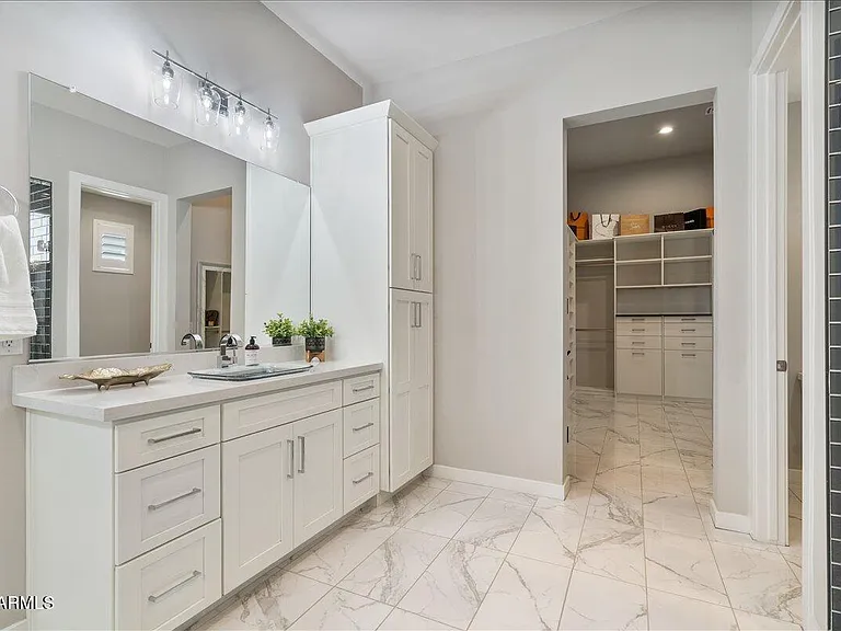 5543 E Beryl Ave — Photo 20