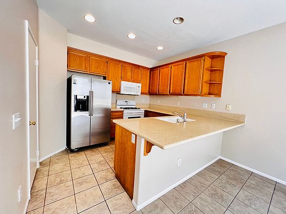 2nd image of 17868 Hazelwood Ct
