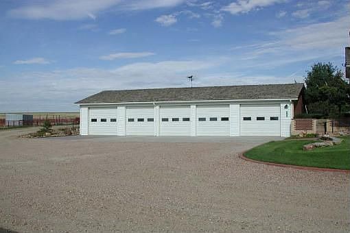 3rd image of 2722 S County Road 173