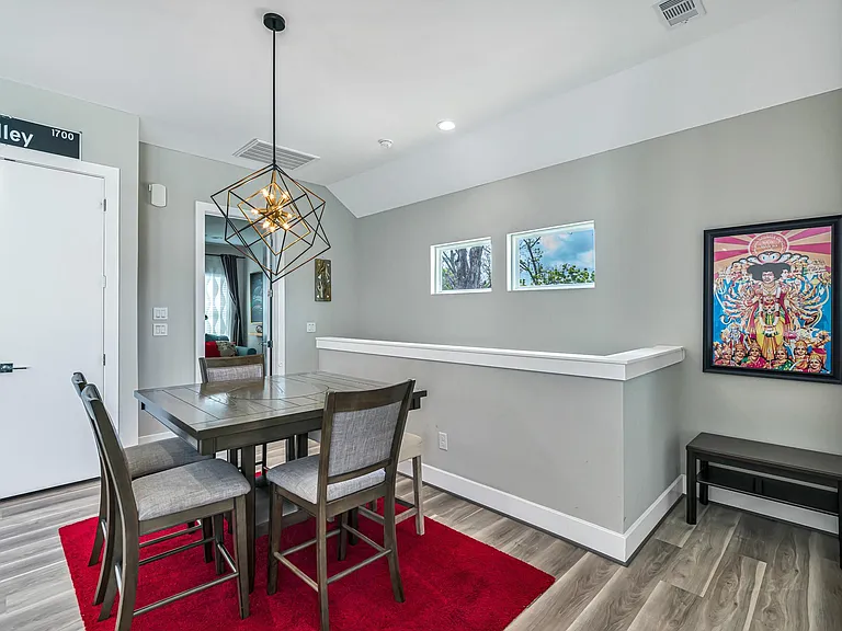 240 Julia St #A — Photo 10