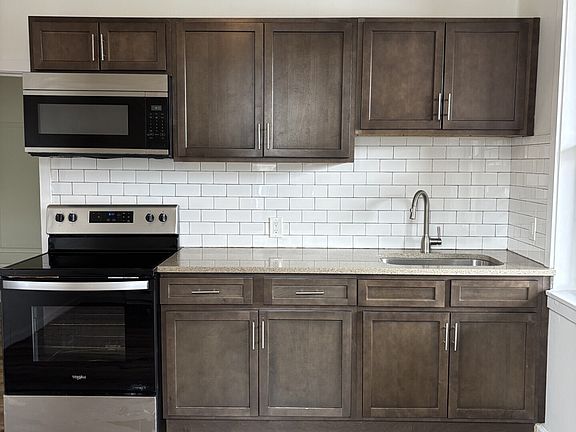 4th image of 110 Rockwell Ave APT 4
