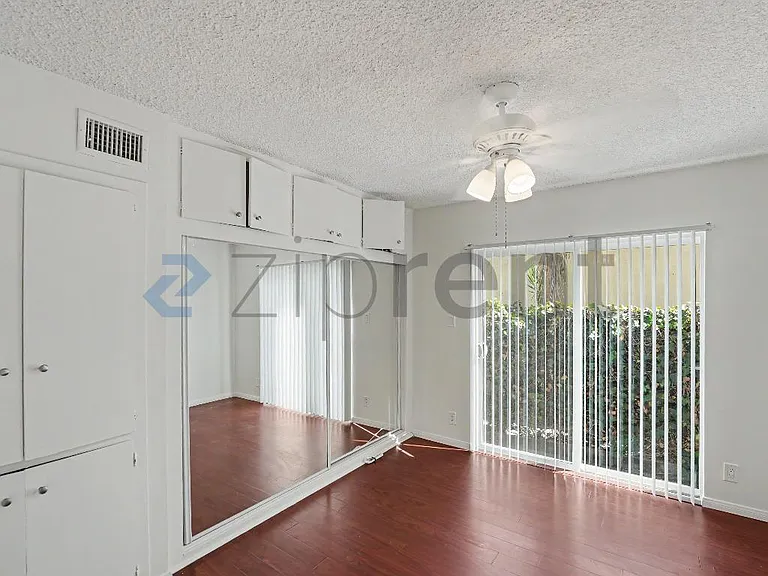 1934 S Holt Ave #2 — Photo 9