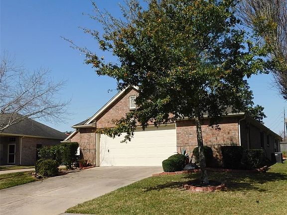 4th image of 702 Apple Blossom Dr