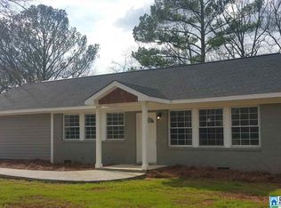 605 Pinecrest Rd, Sylacauga, AL 35150