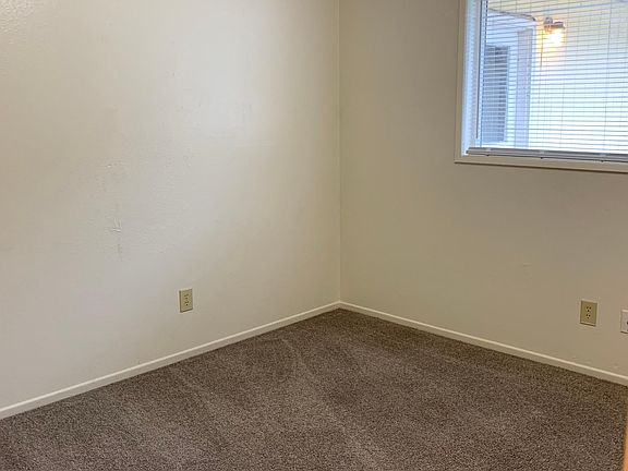 3rd image of 107 Julie Pl #A