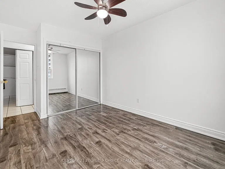 3390 Weston Rd #902 — Photo 28