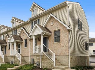 224 W Kyra Ln, Cortland, IL 60112