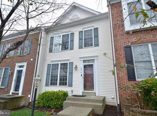 8976 Benchmark Ln, Bristow, VA 20136