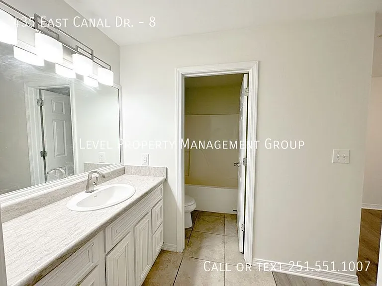 435 E Canal Dr #8 — Photo 11