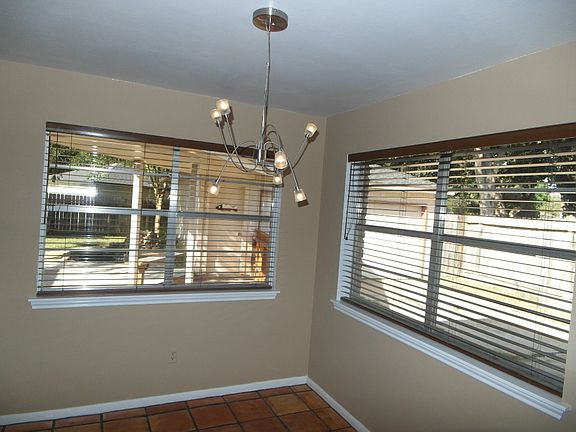 Breakfast room