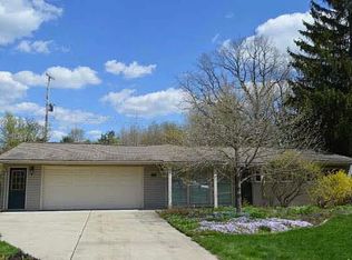 6391 Samson Dr, Grand Blanc, MI 48439