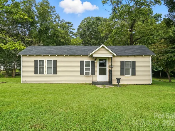 505 Park Cir, Belmont, NC 28012