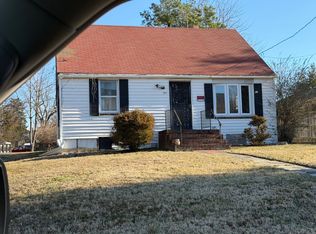 3727 Munson Rd, Falls Church, VA 22041