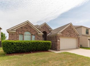 9912 Chadbourne Rd, Fort Worth, TX 76244