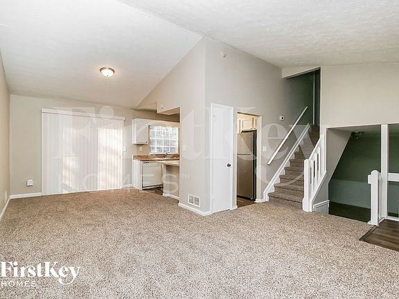 4th image of 457 Maid Marion Ln