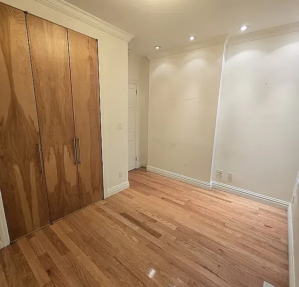 334 E 73rd St #5A — Photo 5