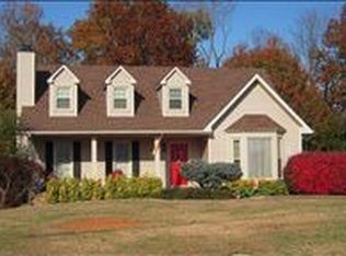 1935 Claymont Dr, Clarksville, TN 37040