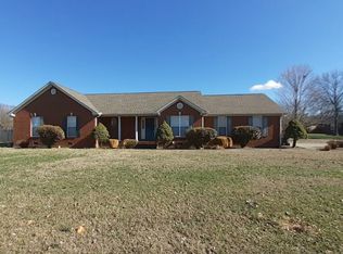 1906 Saddlebrook Dr, Murfreesboro, TN 37129