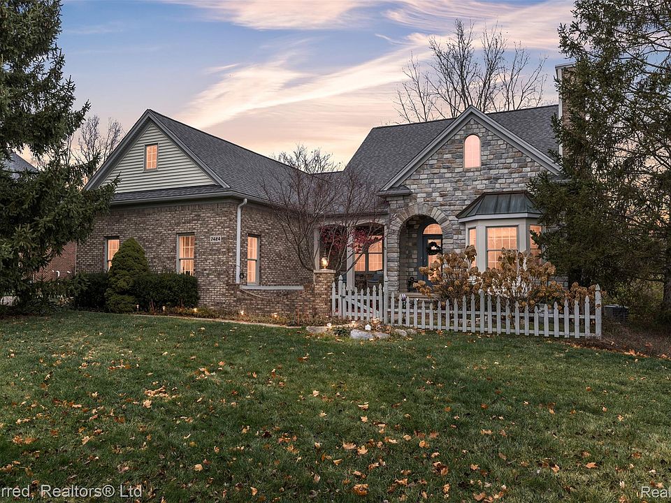1st image of 7424 Stonebrook Dr