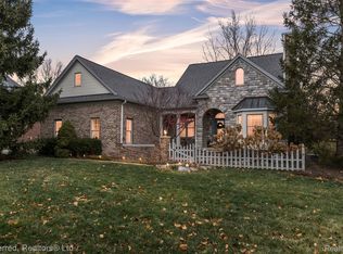 7424 Stonebrook Dr, Canton, MI 48187
