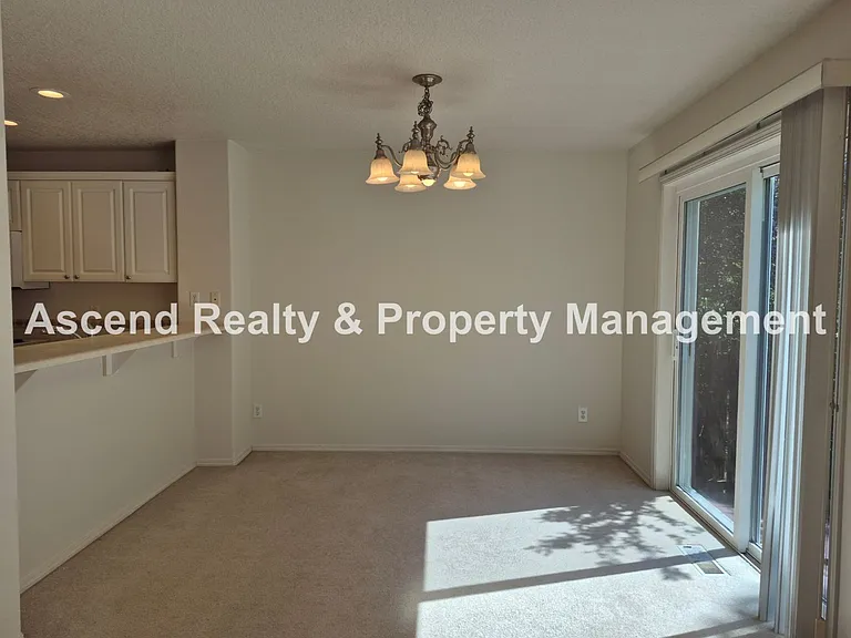 6443 NW Krislynn Ter — Photo 9