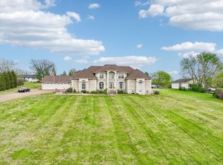 1011 Robertson Rd, Gallatin, TN 37066