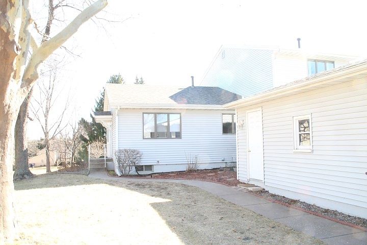 1st image of 3135 Willowwood Dr