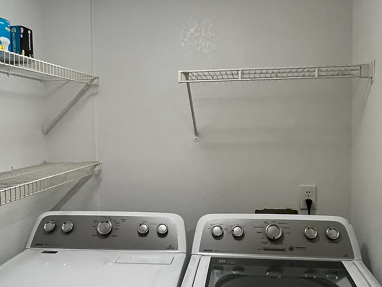 1120 City Park Ave #B102 — Photo 6