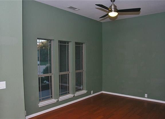 4th image of 2352 Crestridge Dr
