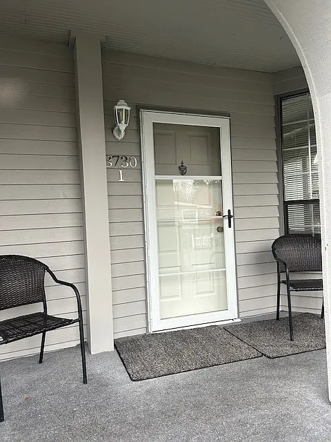 Another view of porch