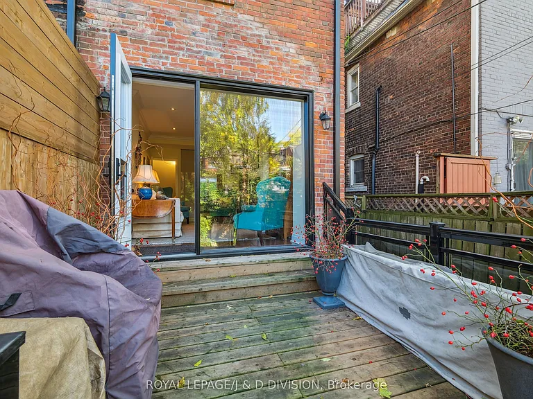 88 Asquith Ave — Photo 35