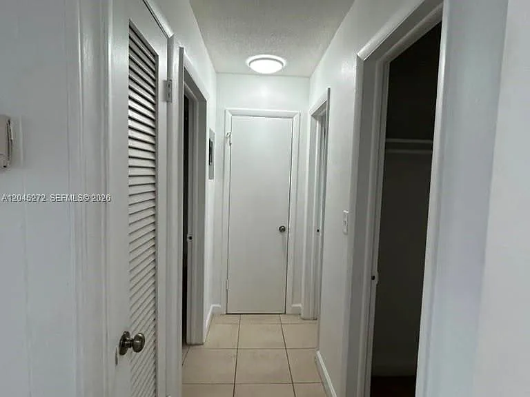 2435 Van Buren St #1B — Photo 8