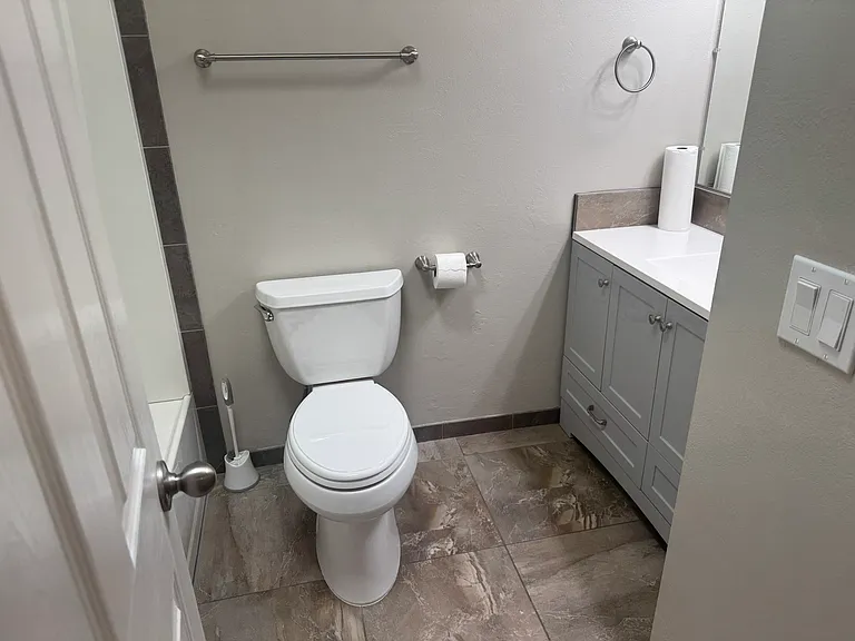 310 Florene Ct — Photo 20