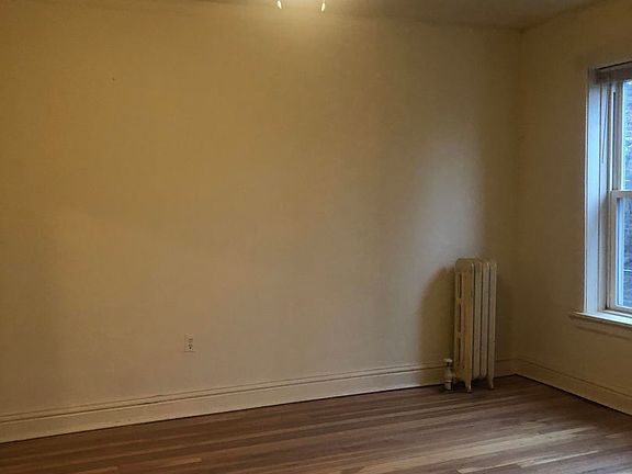 4th image of 6334 N Magnolia Ave APT 2E