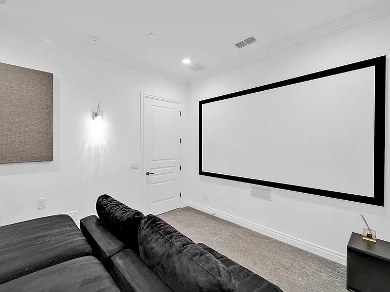 4819 N 68th Pl — Photo 31